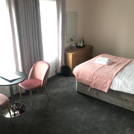Hotel Killead House à Aldergrove Extérieur photo